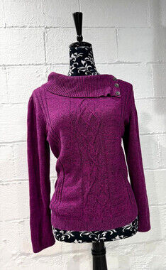 🌴C&B Magenta Purple Cable Knit Cowl Neck Button Accent 100% Cotton Sweater Mediu